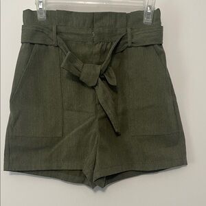 BB Dakota by Steve Madden High Waist Olive Shorts